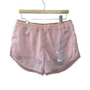 Nike Run Women's 2 in 1 Pink Shorts Size Large